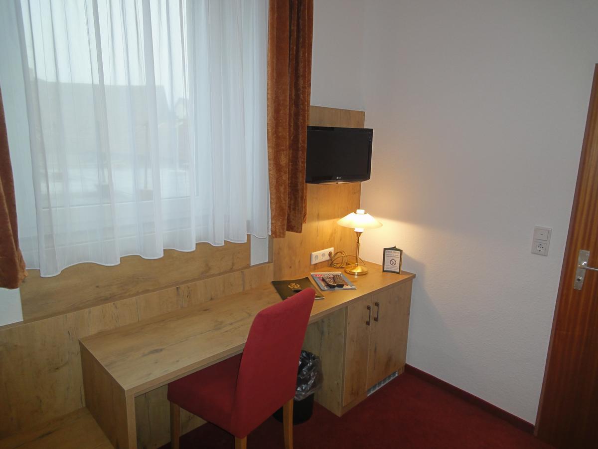 Hotel Krone Rielasingen-Worblingen Buitenkant foto