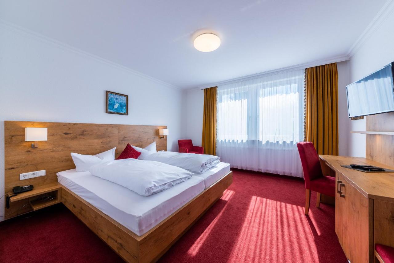 Hotel Krone Rielasingen-Worblingen Buitenkant foto